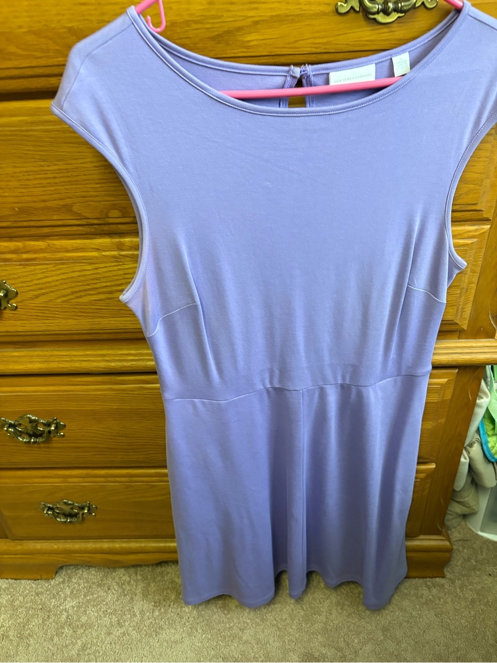 New York & Company Lilac Crewneck Knit Top